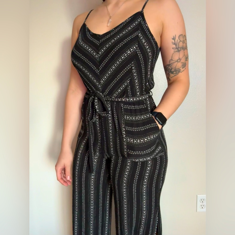 Black jumper/ romper